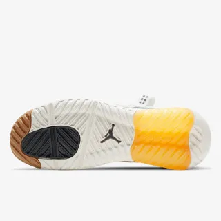 Nike JORDAN MA2 