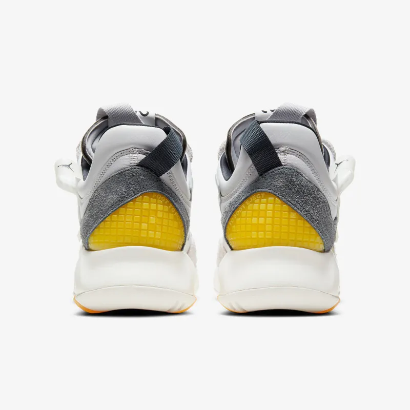 Nike JORDAN MA2 