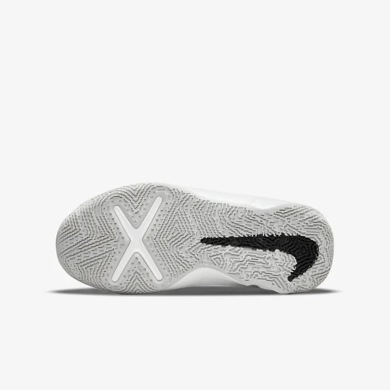 Nike TEAM HUSTLE D 10 