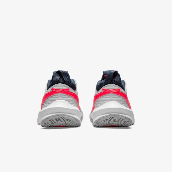 Nike Team Hustle D 10 