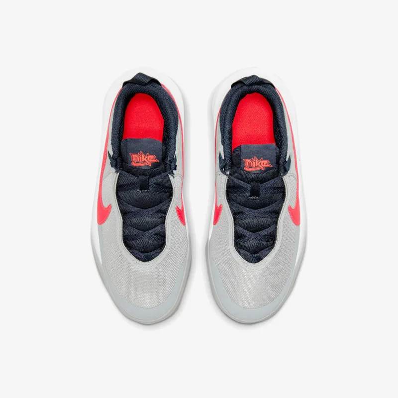 Nike Team Hustle D 10 