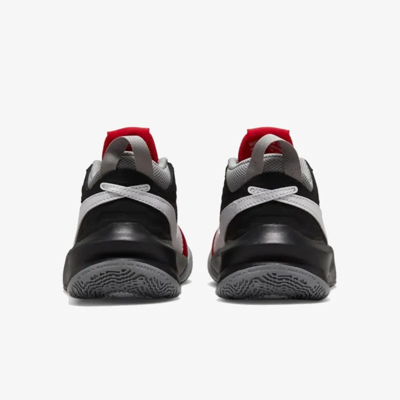 Nike TEAM HUSTLE D 10 