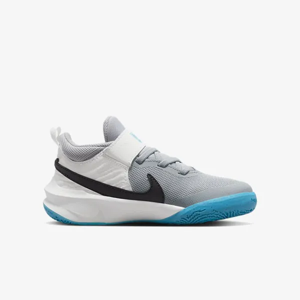 NIKE TENISICE Team Hustle D 10 