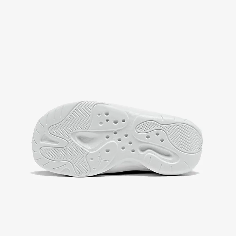 Nike JORDAN 11 CMFT LOW BT 