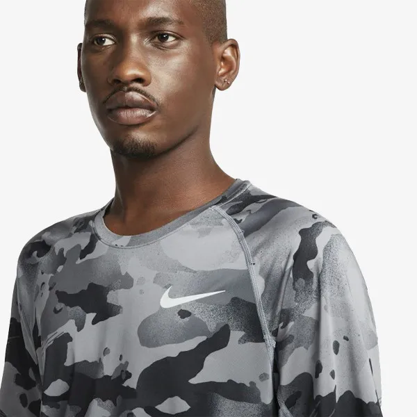 Nike T-shirt PRO SLIM CAMO 