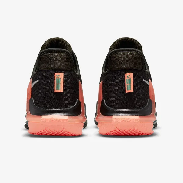 Nike LeBron Witness 6 