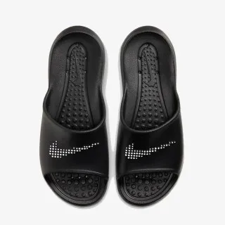 Nike Victori One 