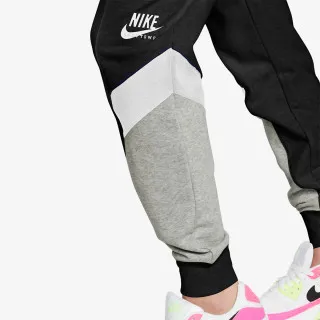 Nike Sportswear Heritage 