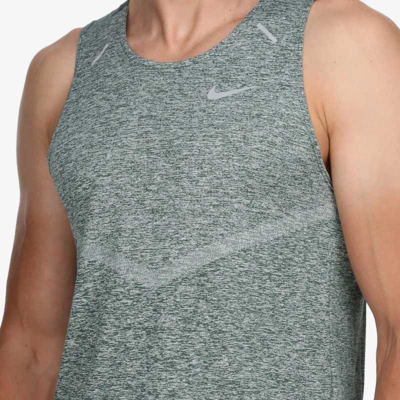 Nike Rise 365 