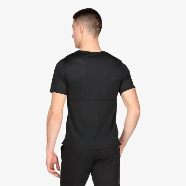 Nike BREATHE RUN 
