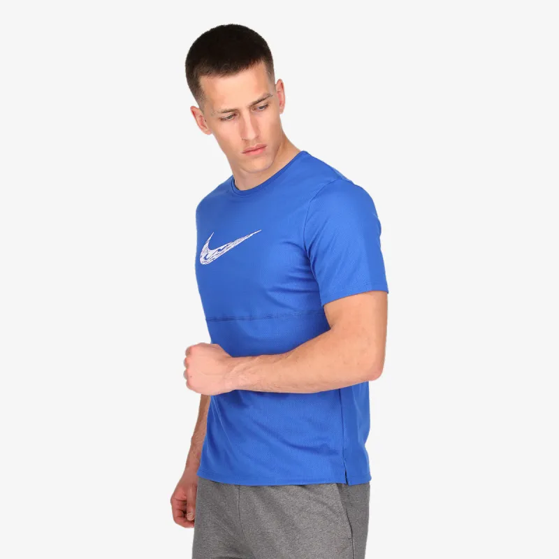 Nike BREATHE RUN 