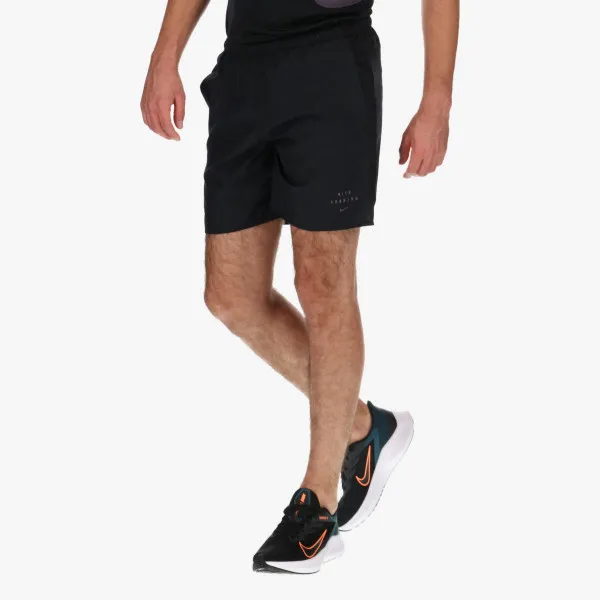 Nike Kratke hlače RUN DIVISION CHALENGER 