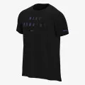 Nike Dri-FIT Miler Run Division 