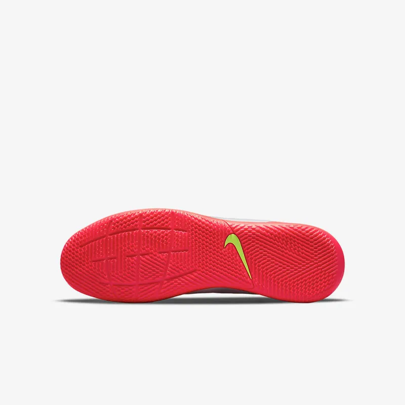Nike Tiempo Legend 9 Club IC 