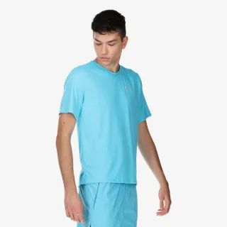 Nike M NK RN DVN MILER SS EMBOSS 