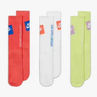 Nike Sportswear Everyday Essential 