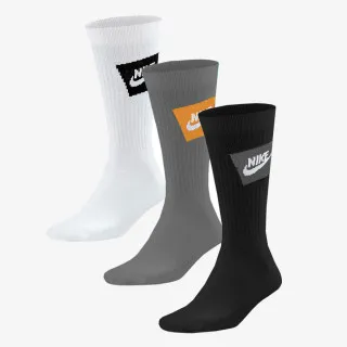 Nike Sportswear Everyday Essential 