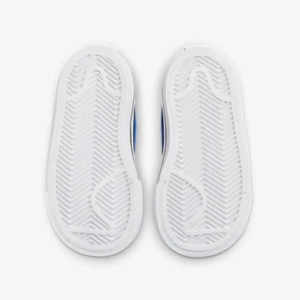 NIKE TENISICE Court Legacy 