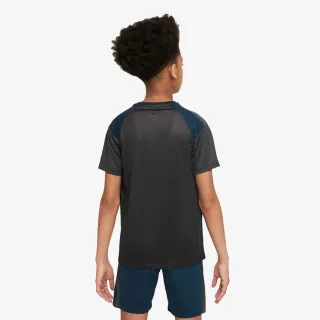 Nike Dri-FIT CR7 