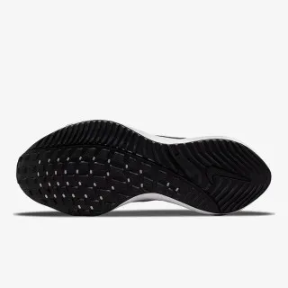 Nike Air Zoom Vomero 16 