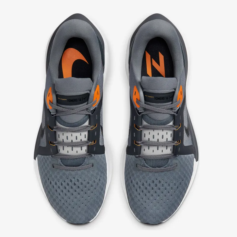 Nike AIR ZOOM VOMERO 16 