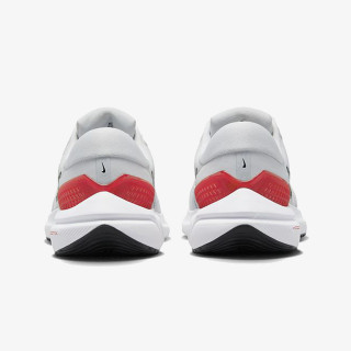 NIKE TENISICE Vomero 16 