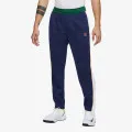 Nike Court Tennis 