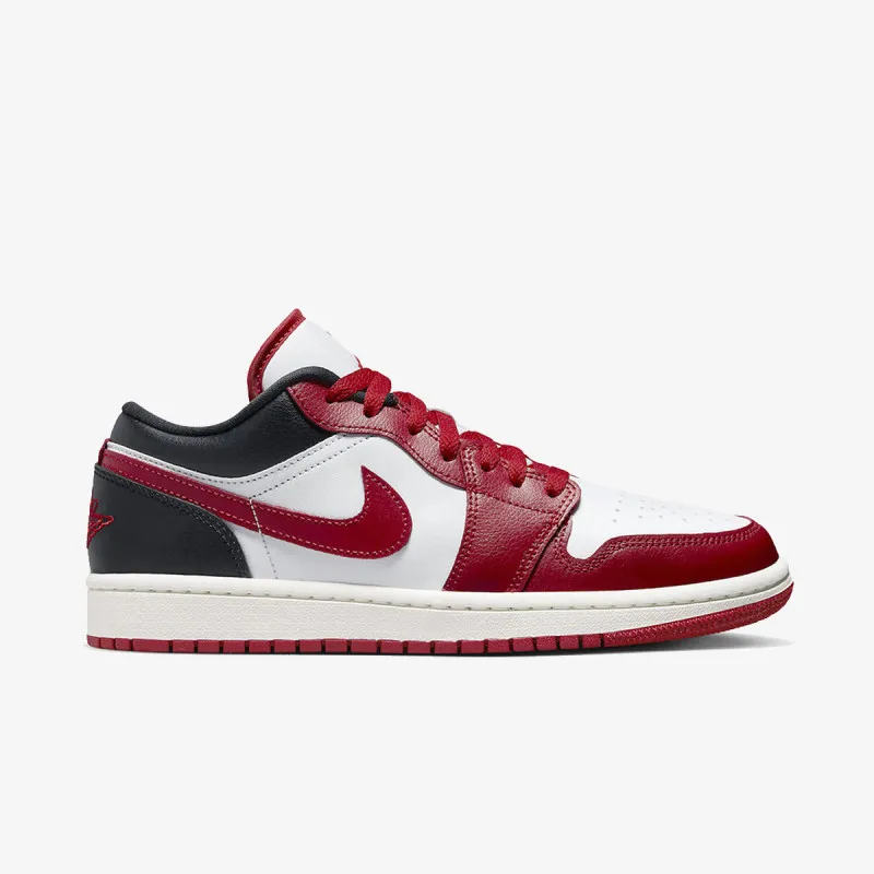 Nike WMNS AIR JORDAN 1 LOW 