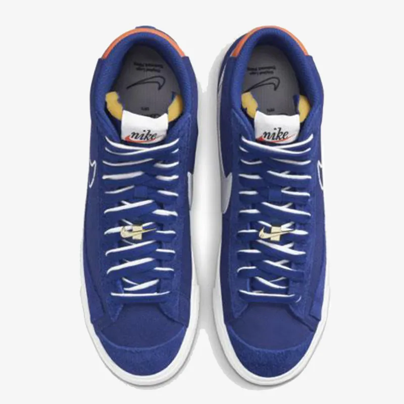 Nike Blazer Mid ’77 