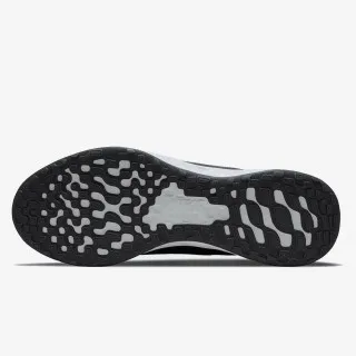 Nike REVOLUTION 6 