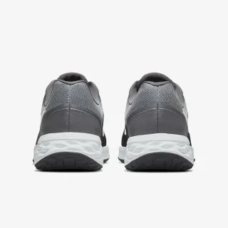 Nike REVOLUTION 6 