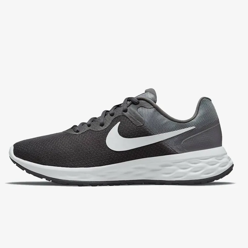 Nike REVOLUTION 6 
