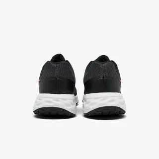 Nike Revolution 6 