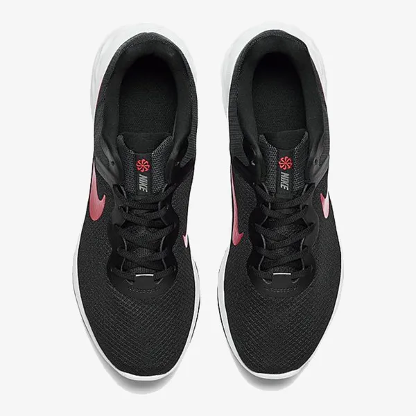 Nike Revolution 6 