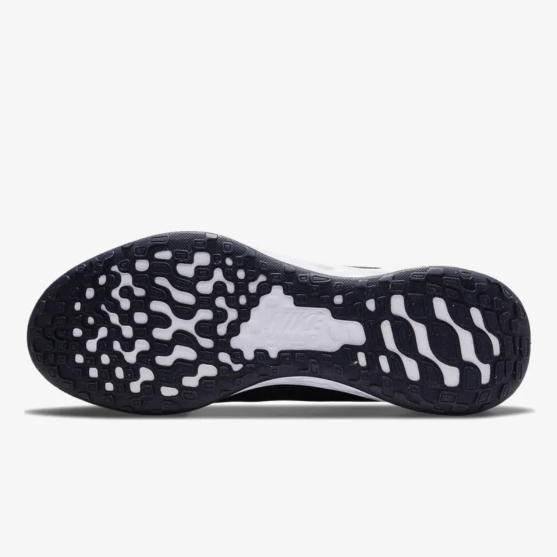 Nike Revolution 6 