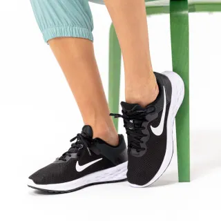Nike Revolution 6 