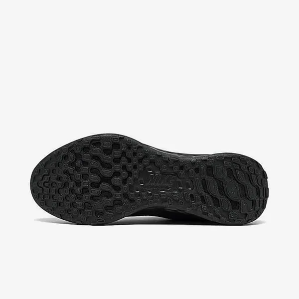 Nike Revolution 6 