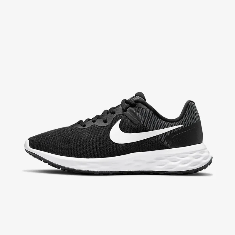 Nike Revolution 6 