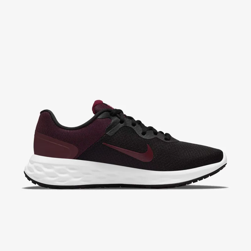 Nike Revolution 6 
