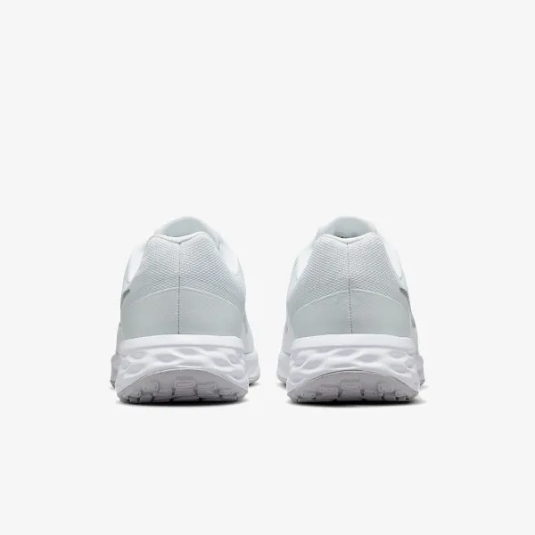 Nike REVOLUTION 6 