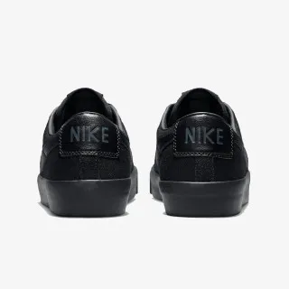 Nike SB ZOOM BLAZER LOW PRO 