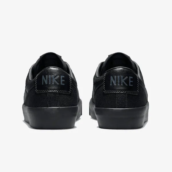 Nike SB ZOOM BLAZER LOW PRO 