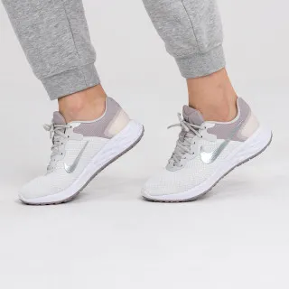 Nike W REVOLUTION 6 NN PRM 