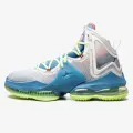 Nike LEBRON XIX 