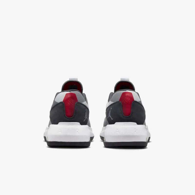 Nike JORDAN AIR 200E 
