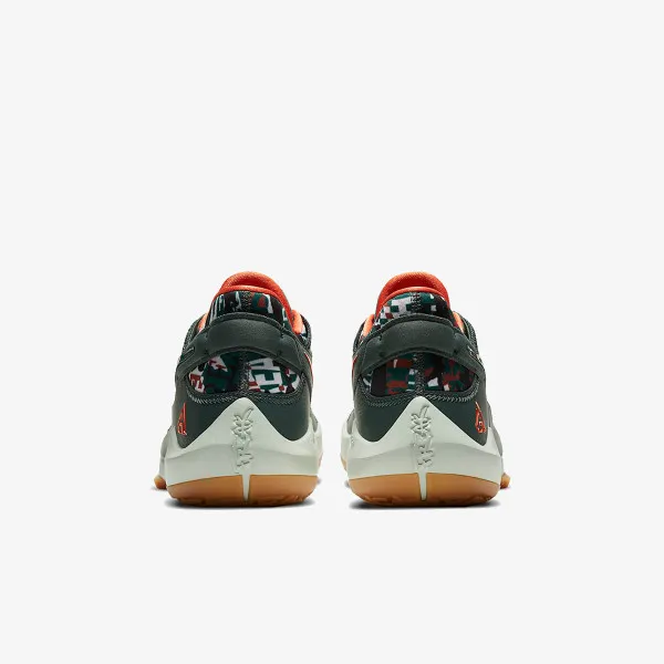 Nike ZOOM FREAK 2 