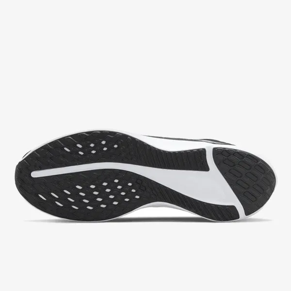 NIKE TENISICE Quest 5 