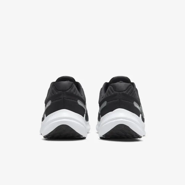 NIKE TENISICE Quest 5 