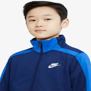 Nike Sportswear 