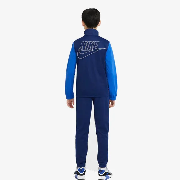 Nike Sportswear 
